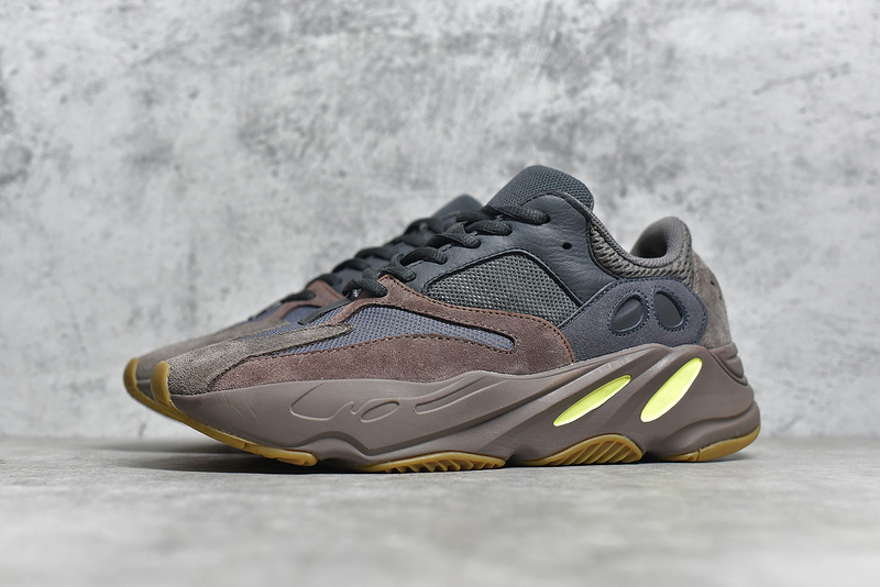 Authentic Yeezy 700 Mauve